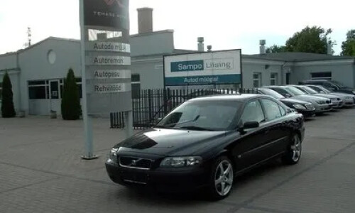 Volvo S60 Black Edition #7