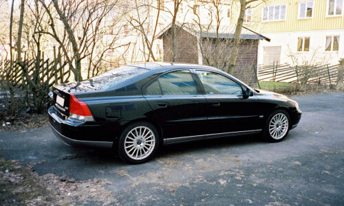Volvo S60 Black Edition #9