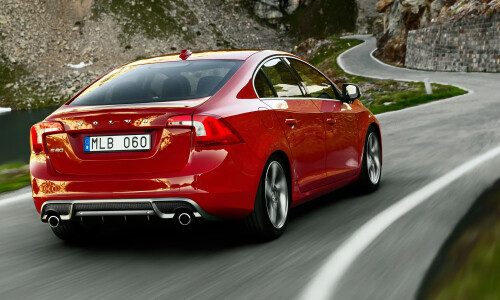 Volvo S60 R #9