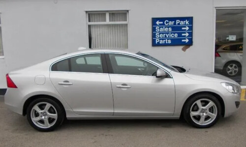 Volvo S60 Silver Edition #3