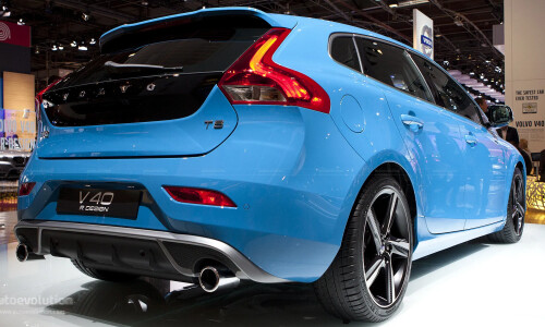 Volvo V40 #2