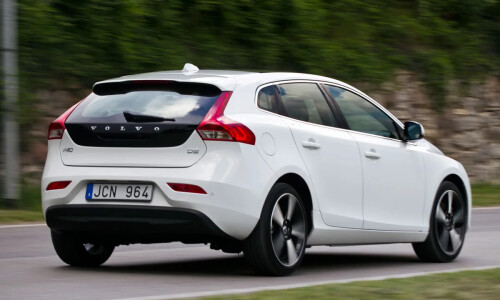 Volvo V40 #4
