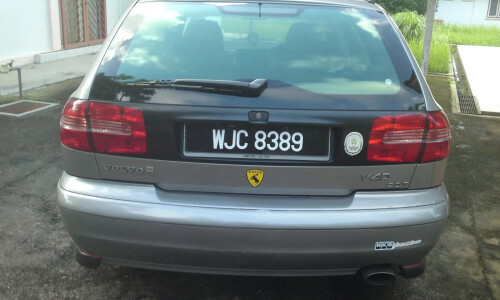 Volvo V40 2.0T #13