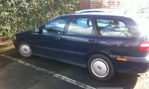Volvo V40 Classic Limited Edition #1