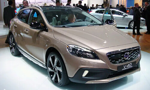 Volvo V40 Cross Country #4