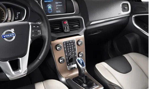 Volvo V40 Cross Country #5
