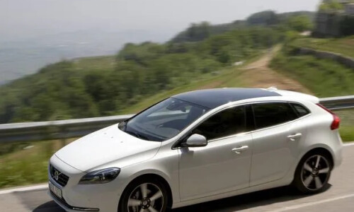 Volvo V40 D2 #9
