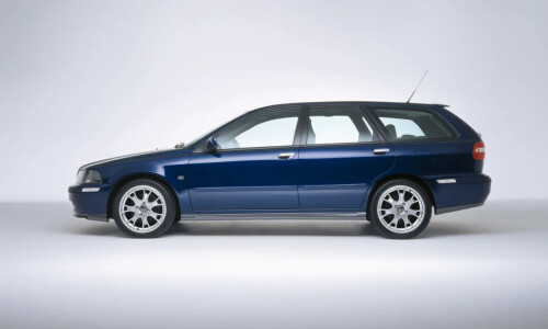 Volvo V40 Sport Edition #1