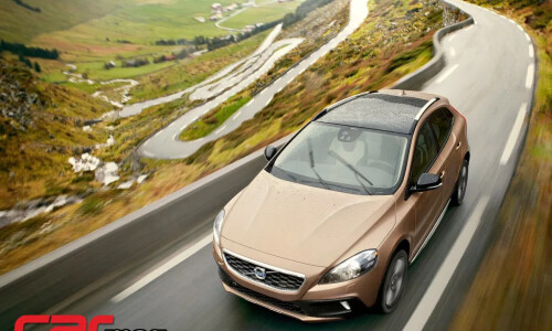 Volvo V40 X-Sight #12