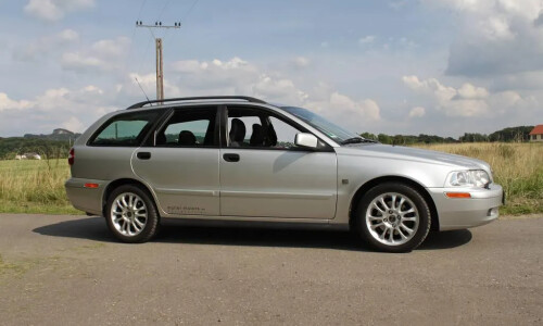 Volvo V40 X-Sight #13