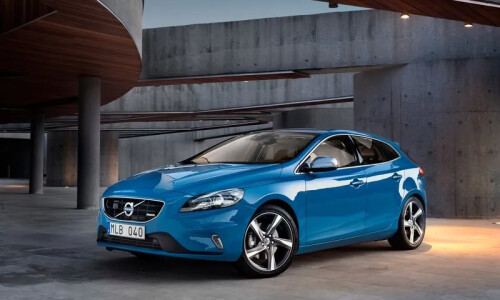 Volvo V40 X-Sight #14