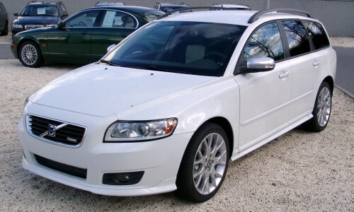 Volvo V50 #1
