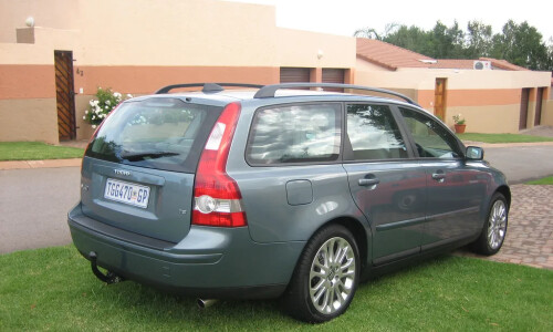 Volvo V50 T5 #1
