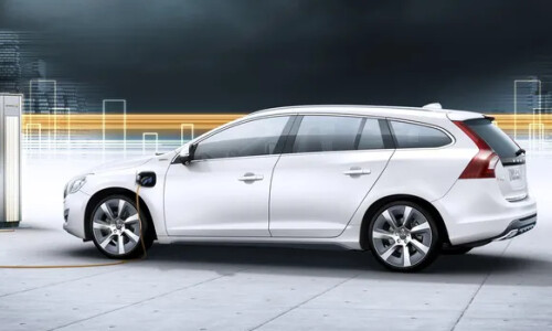 Volvo V60 Diesel Hybrid #8