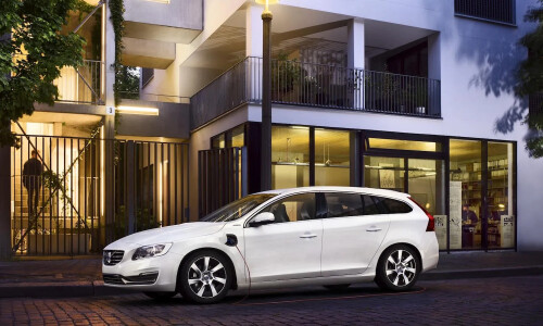 Volvo V60 Diesel Hybrid #17