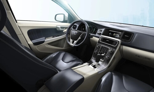 Volvo V60 Plug-in-Hybrid #4