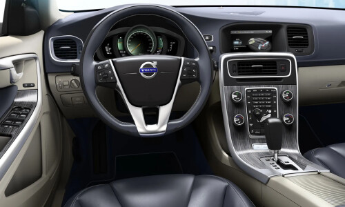 Volvo V60 Plug-in-Hybrid #8