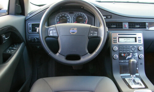 Volvo V70 #3