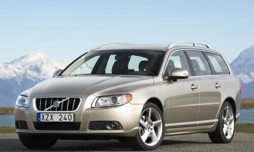 Volvo V70 #4