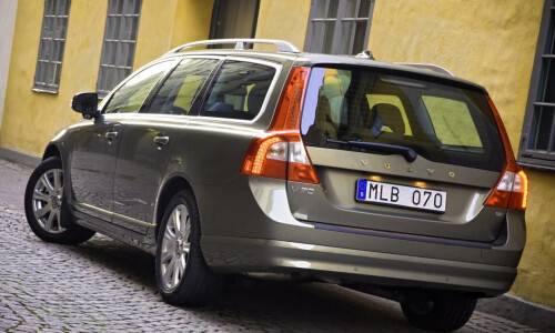 Volvo V70 3.2 #2