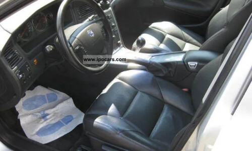 Volvo V70 Move #2