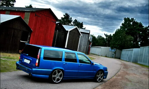 Volvo V70 R #5