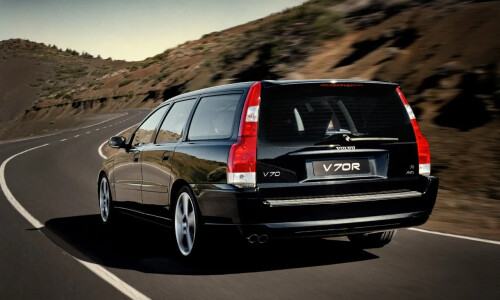 Volvo V70 R #16