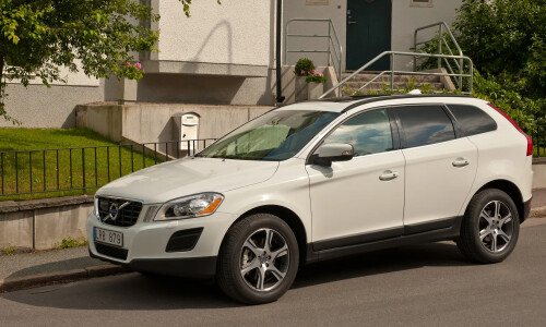 Volvo XC60 #8
