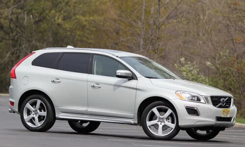 Volvo XC60 R-Design #2