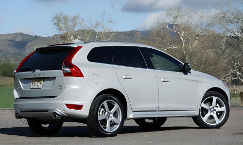 Volvo XC60 R-Design #13