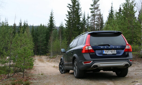 Volvo XC70 Black Edition #4