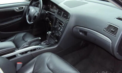 Volvo XC70 Black Edition #6