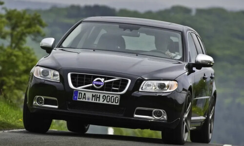 Volvo XC70 Black Edition #12