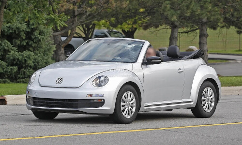 VW Beetle Cabrio #2