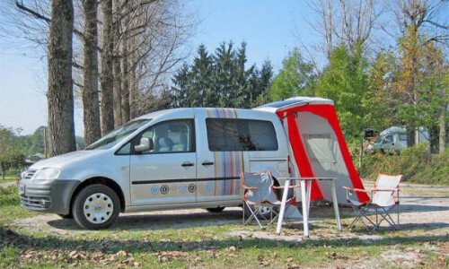 VW Caddy Tramper #16