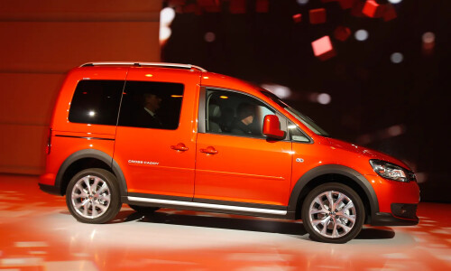 VW Cross Caddy #4