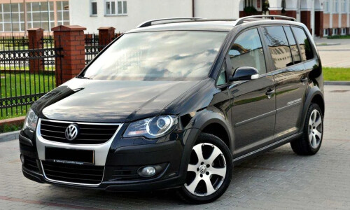 VW CrossTouran 2.0 TDI 170 #1