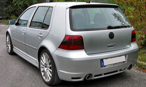 VW Golf 4 R32 #1