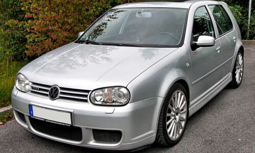VW Golf 4 R32 #2