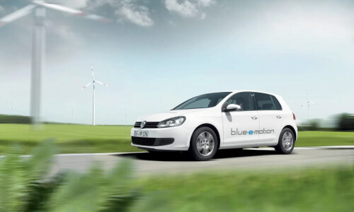 VW Golf blue-e-motion #17