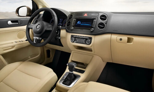 VW Golf Plus #10