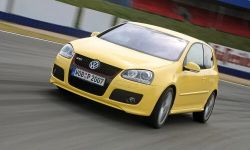VW Golf speed #5