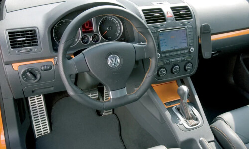 VW Golf speed #7