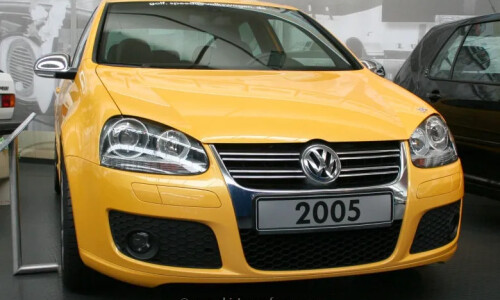 VW Golf speed #10