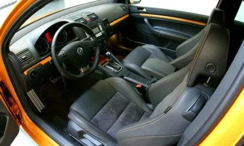 VW Golf speed #11