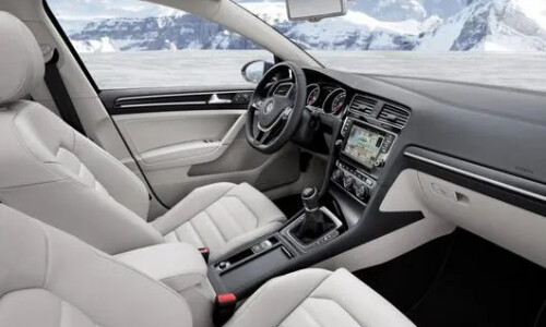 VW Golf Variant 4Motion #9