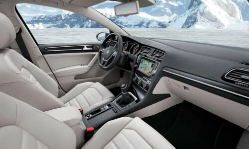 VW Golf Variant Atlantic #3