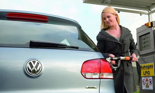 VW Golf Variant Bi FUEL #8