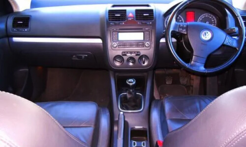 VW Jetta 2.0 FSI #7