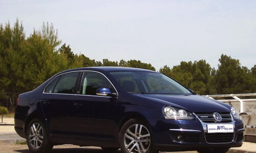 VW Jetta BlueMotion #1